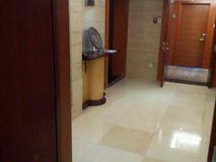 -爱时特套房酒店(会展中心远洋城店)