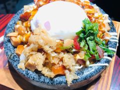 溏心火焰叉烧销魂饭-何里玉(北京路店)