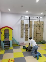 -熊小米专业儿童游泳馆