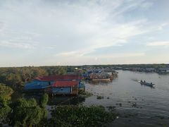 -洞里萨湖