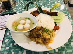 -关夫人餐厅(阳光广场店)