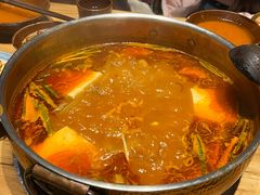 -黔诚多彩火锅(甲秀楼店)