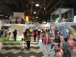 -MINI MARS KIDS CLUB亲子家庭中心(长宁天山店)