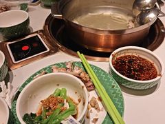 -润园四季椰子鸡火锅(卓越INTOWN店)