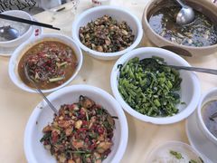 -笨罗卜浏阳菜馆(太平街店)