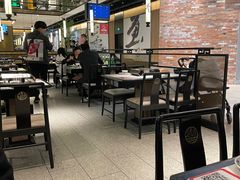 大堂-江边城外烤全鱼(世茂广场店)