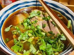 香辣牛腩面-食之六七·面(朝阳大悦城店)