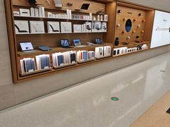 -Apple零售店(玄武湖店)