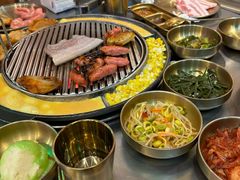 -釜山火炉·海鲜烤肉(紫藤路店)