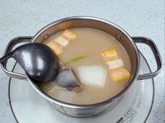 -肥仔文澳门猪骨煲(南京西路店)