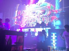 -简奥斯汀·赫本酒吧