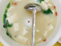 鳝骨豆腐汤-台山美食一绝阿四台山黄鳝饭(阿四创作店)