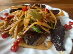 -牛八宝桂林米粉(八里庄店)