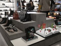 -CHARLES&KEITH(1234space店)