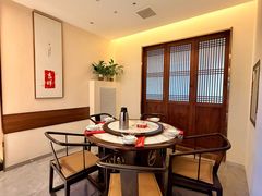 -高玛纳驴肉火烧(一世界店)