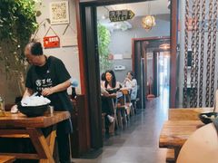 大堂-万记麻辣烫国展总店