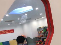 -金色雨林感统学能培训中心(武广校区)