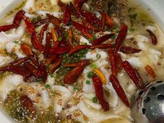 -姚姚酸菜鱼·金戈戈香港豉油鸡(喜荟城联名店)
