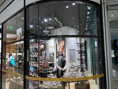 -Laderach 莱德拉(上海环贸iapm店)