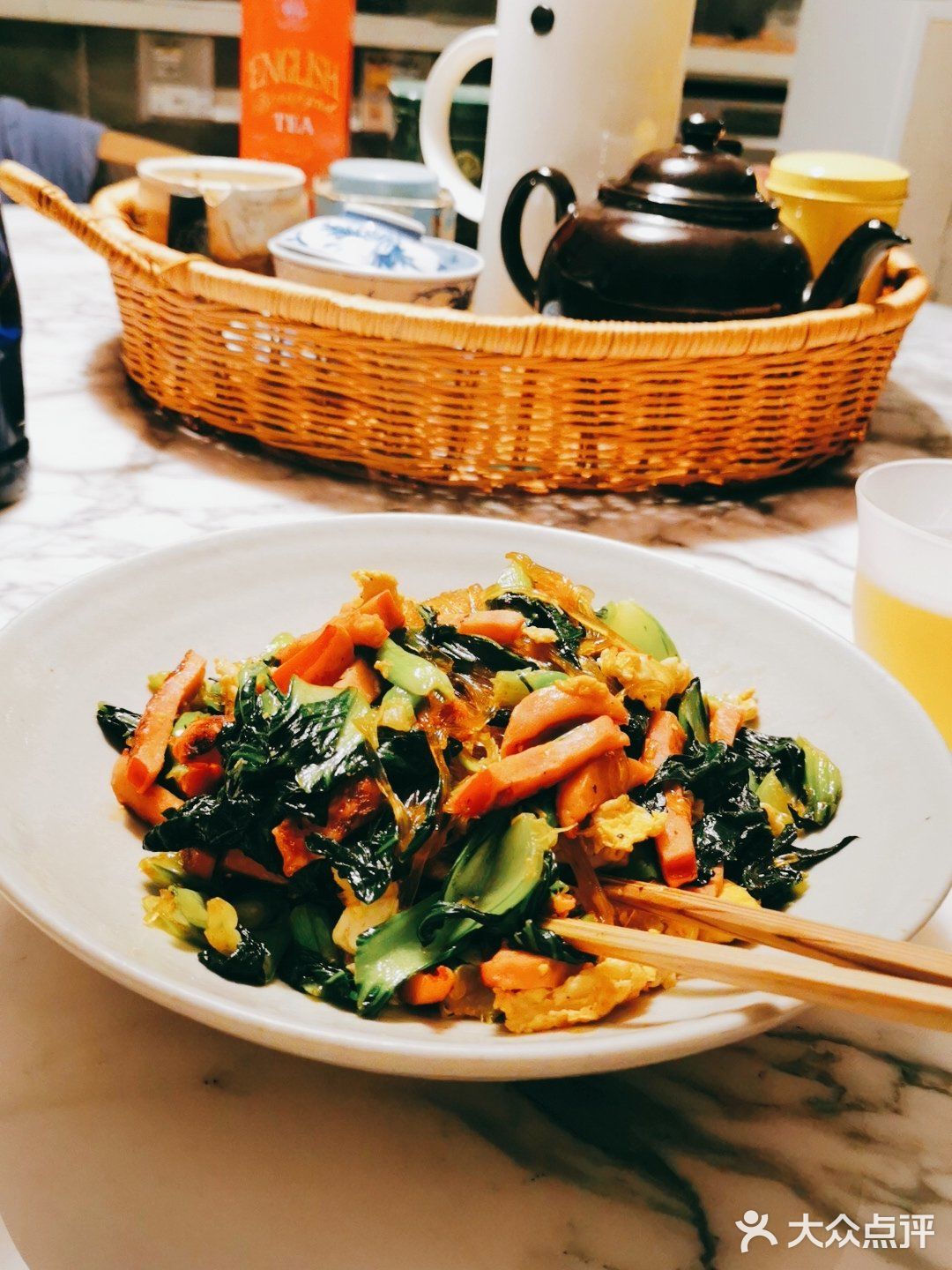 家常版的青菜炒粉丝！