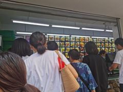 等位区-宫廷糕点铺(人民中路店)