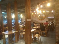 大堂-聚点串吧·北京烧烤(赵登禹路店)