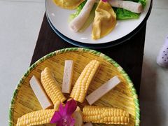 -墨脱石锅椰子鸡•香草鸭•东山羊(大东海店)