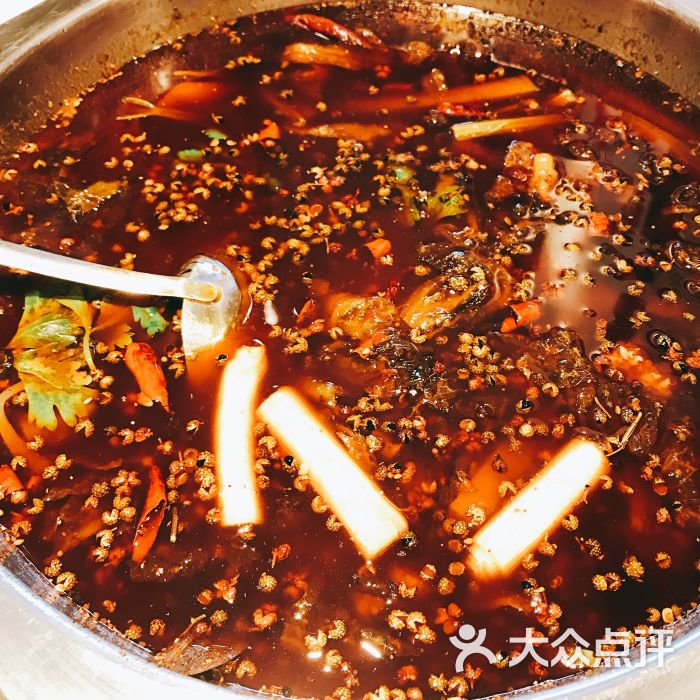 一口海鱼耗儿鱼火锅(簋街店)红油耗儿鱼图片 - 第3张