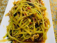 鱼香肉丝-芳芳餐厅(白沙路店)