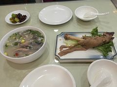 -杨记小骨头羊杂馆(南五马路店)
