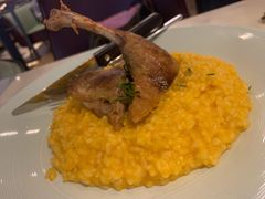 -港丽餐厅(高德置地店)