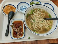 -陇兴楼(西安咸阳国际机场店)