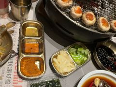 -草家酱蟹炭火烤肉店(珲春南路一店)
