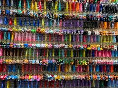 -义乌小商品批发市场(中国小商品城·篁园服装市场店)