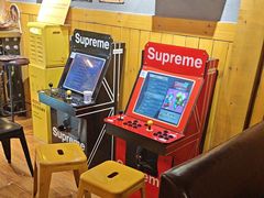 -伯爵·沉浸式超级密室·直营店