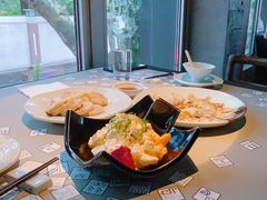 -穹六人间 people 6(岳阳路店)