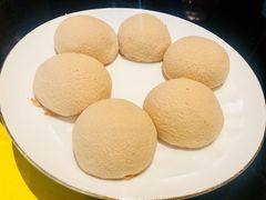 酥皮牛奶包-金玉满堂潮州酒楼(无限极荟购物广场店)