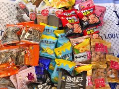 -来伊份LYFEN(中央路店)