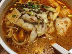 -渝是乎酸菜鱼(龙旗购物中心店)