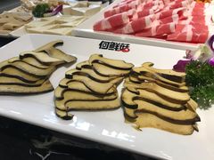 -何鲜菇火锅(大营盘店)