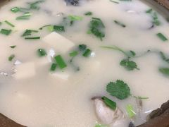 -姜君·千岛湖鱼头馆(浦东大道店)