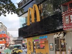 -麦当劳(龙洞店)
