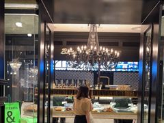 门面-BUTTERFUL&CREAMOROUS 黄油与面包(万象城店)
