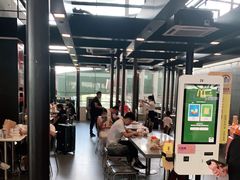 大堂-麦当劳(深圳北站高铁店)