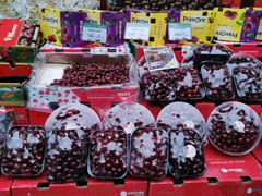 零售区-果之友(泊富国际广场店)