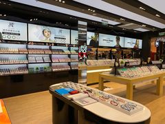 -LOHO眼镜(北京朝北大悦城店)