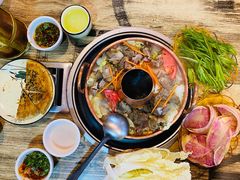 -香香腊排骨.野生菌火塘总店(束河店)