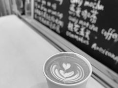 拿铁-Manner Coffee(大宁国际商业广场店)