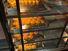 -香港元朗荣华月饼(十八甫路店)