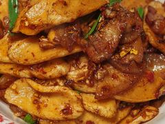 衡阳泥萝卜炒浅熏腊肉-天宝兄弟(前海壹方城店)